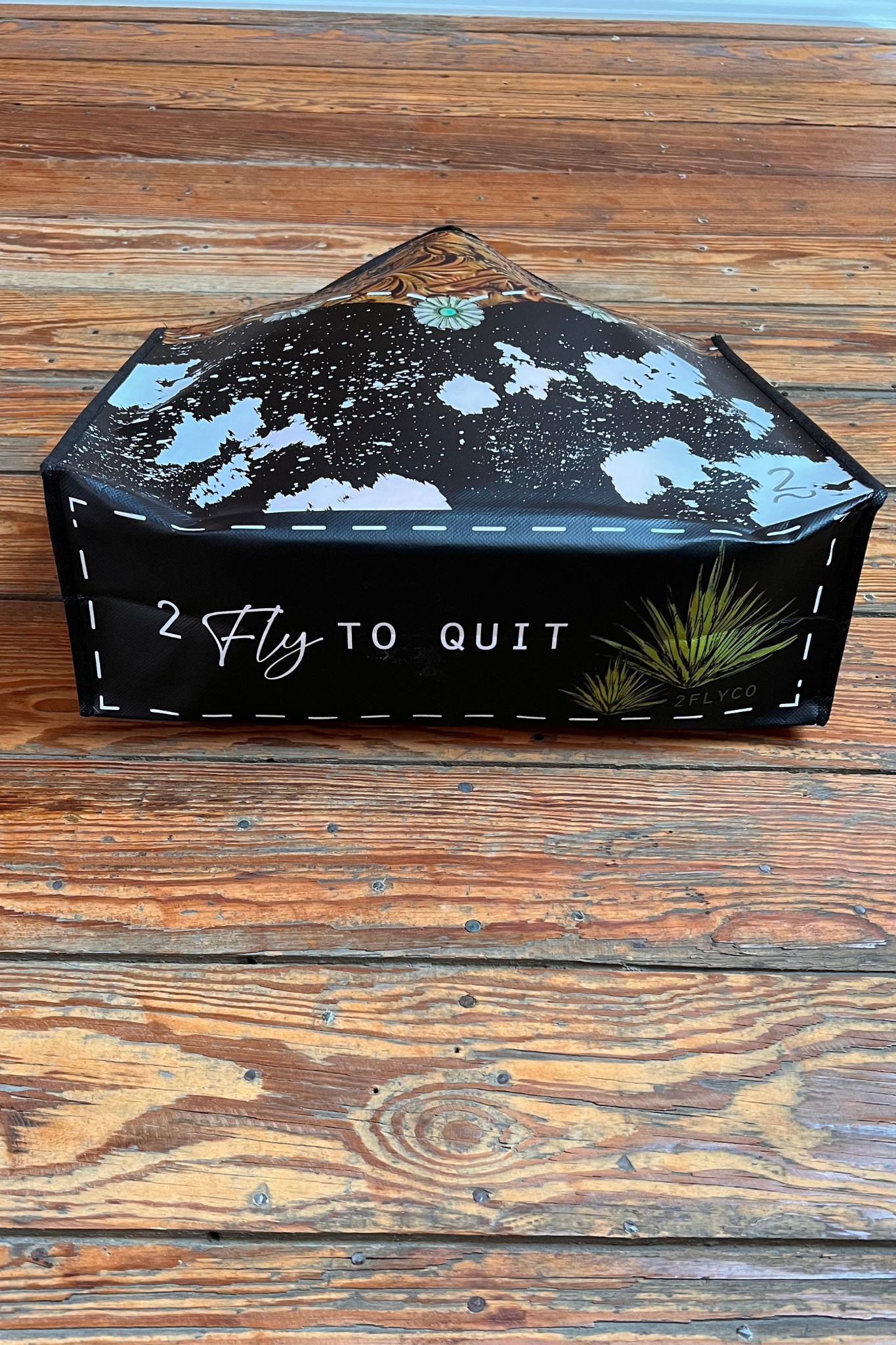 2 FLY TOTE