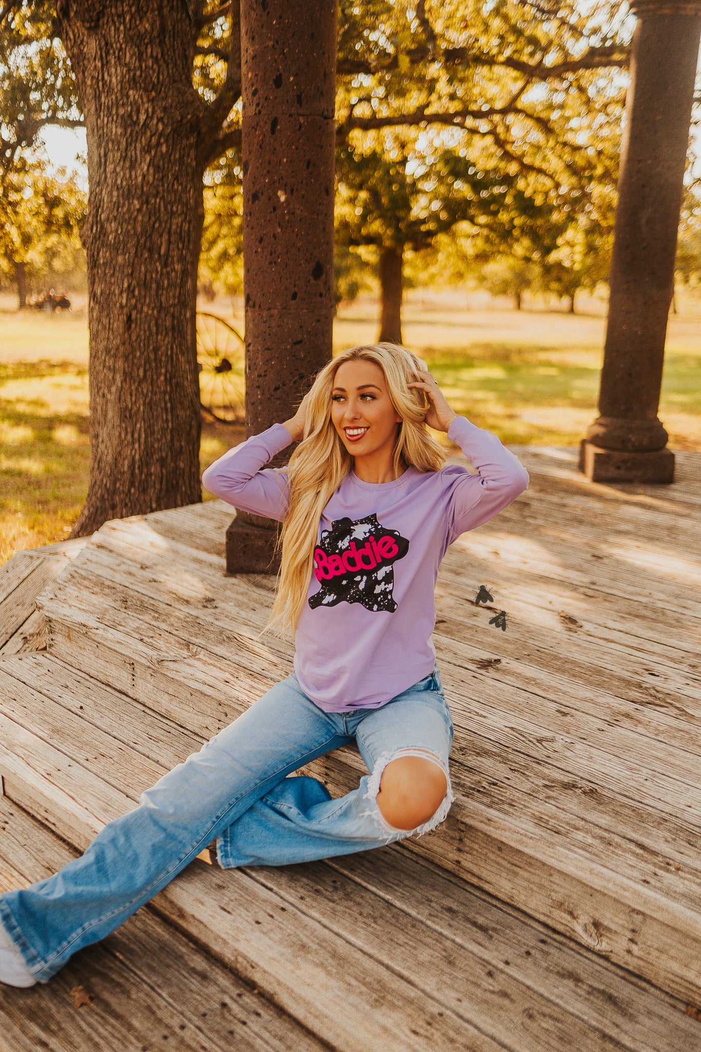 WESTERN BARB TEE