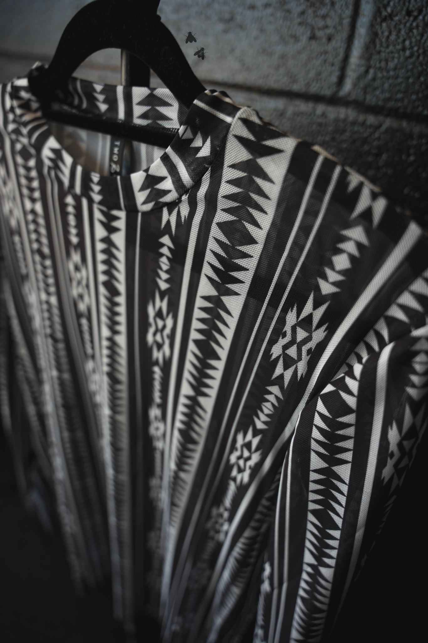 MONO MESH