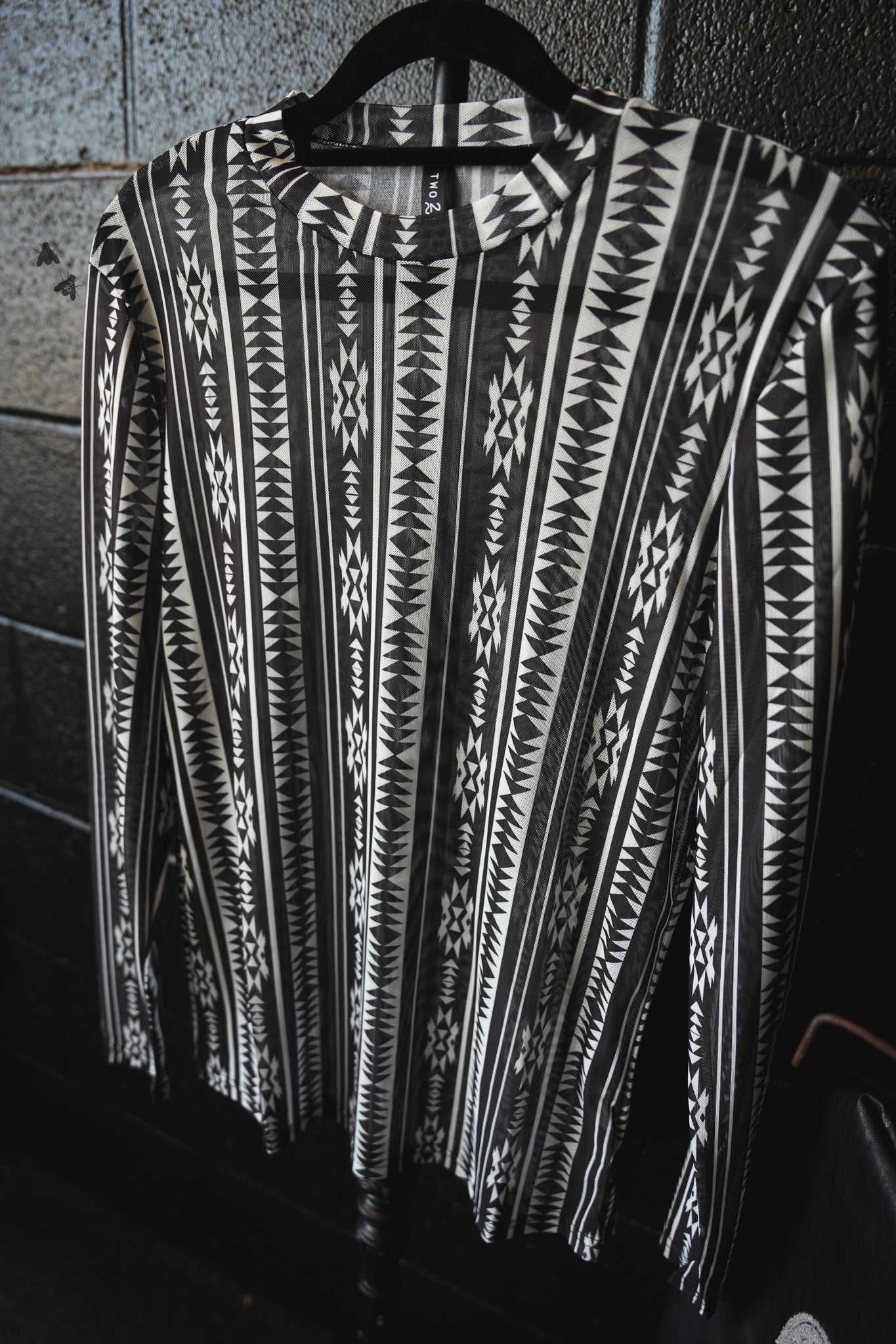 MONO MESH