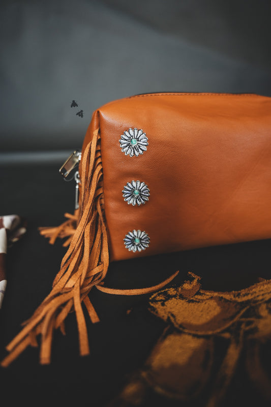 PISTOL PACKIN * SADDLE