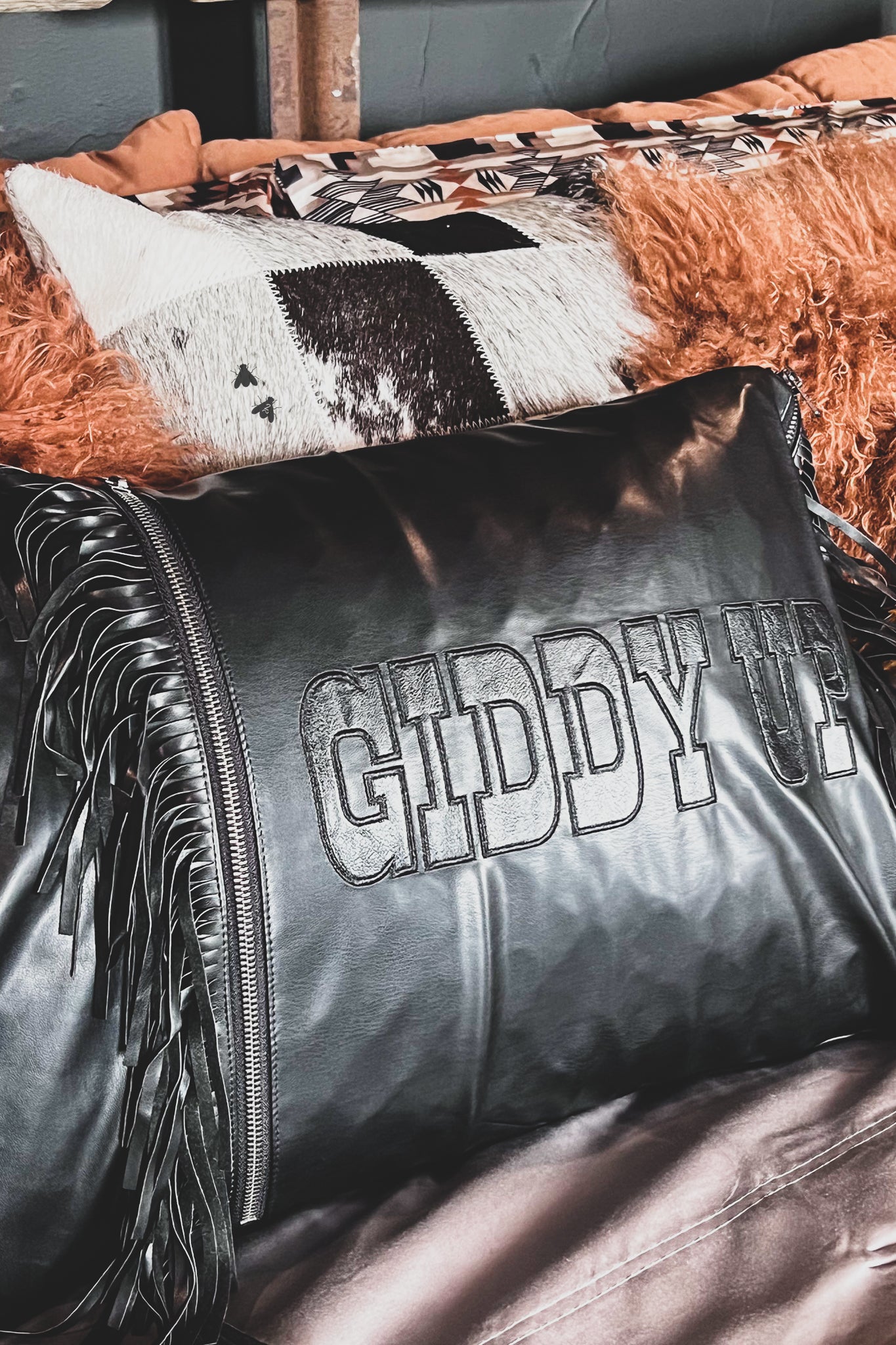 GIDDY UP PILLOW cover