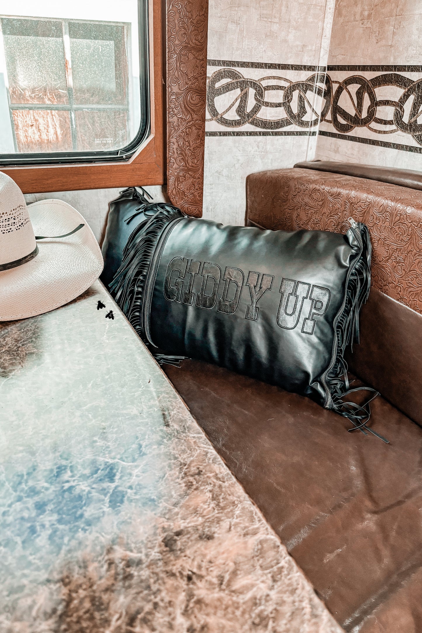 GIDDY UP PILLOW cover