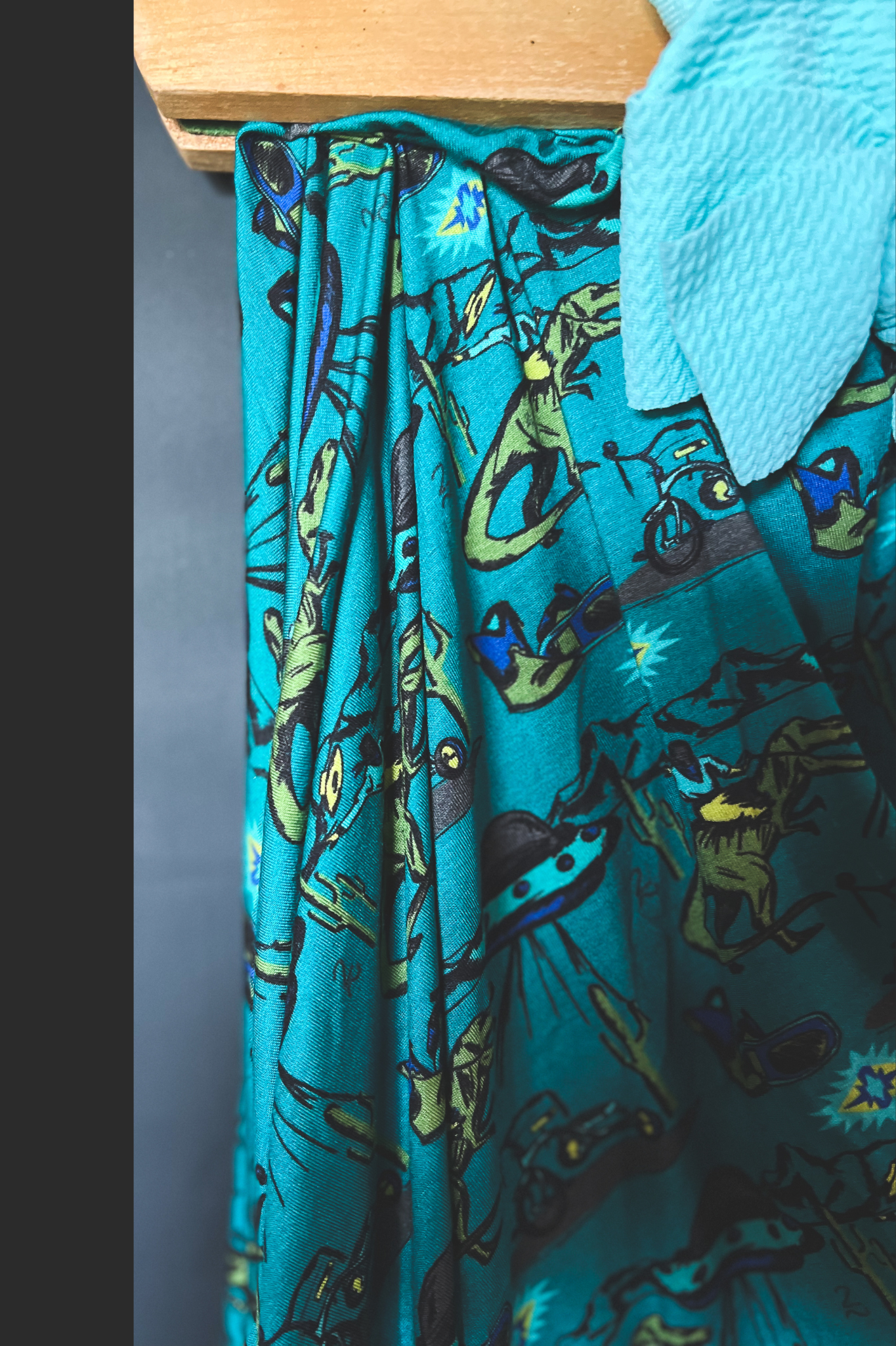 RANKY ROAR SWADDLE *SUPER SALE