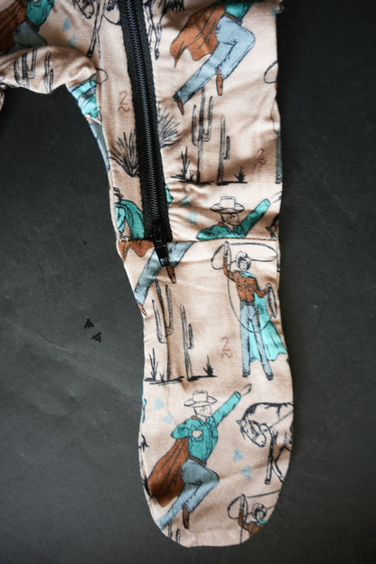 SUPER FLY COWBOY GUY FOOTIE