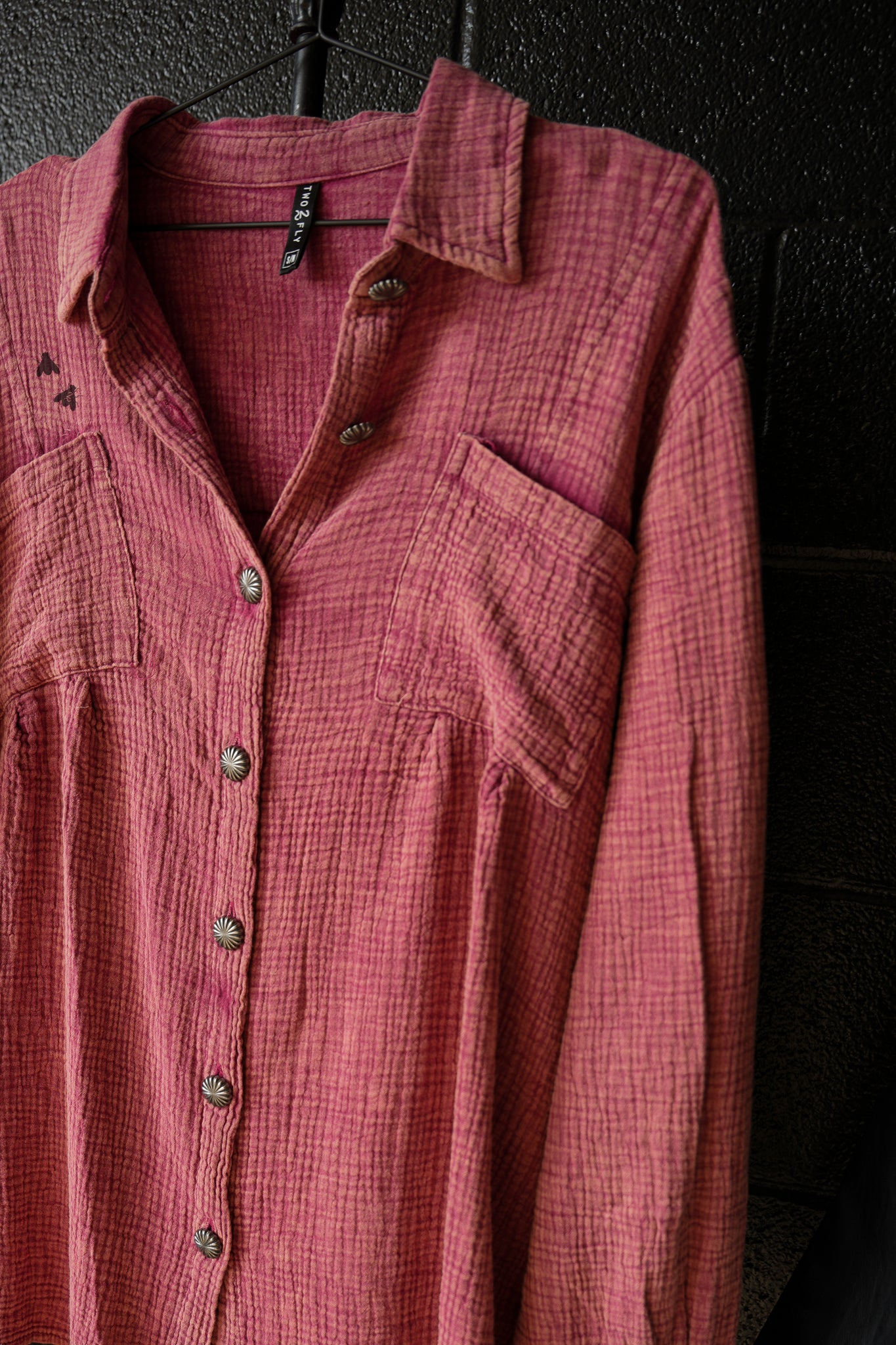 ACRES BUTTON UP * SANGRIA *SUPER SALE