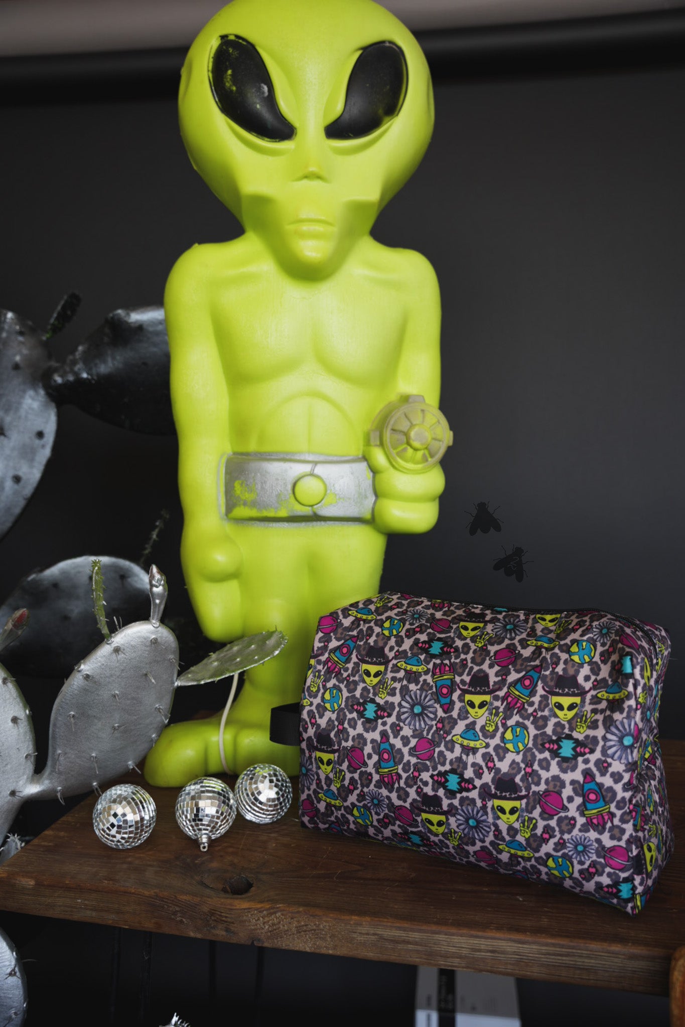 TAKE ME AWAY TRAVELER *SUPER SALE