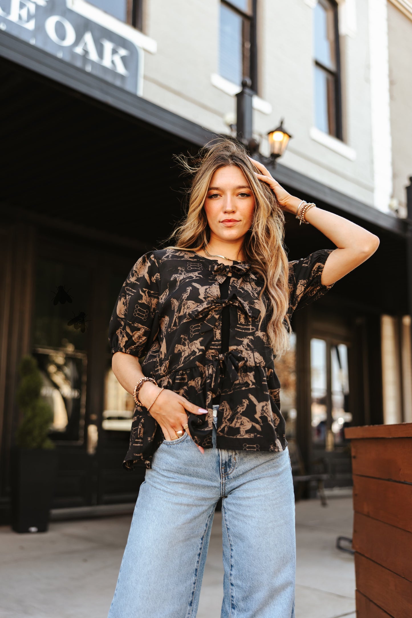 THRILL FRILL TOP