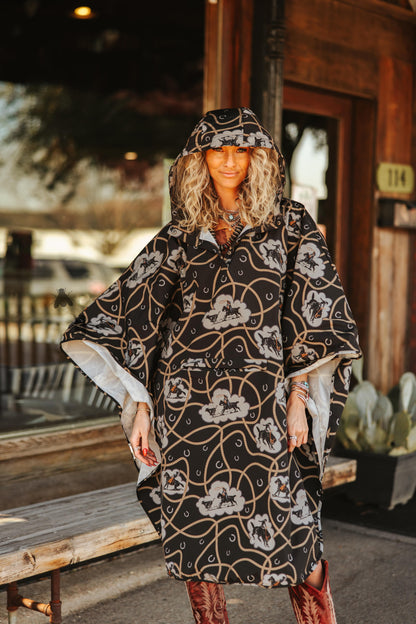 PALUXY PONCHO *BUCK OFF