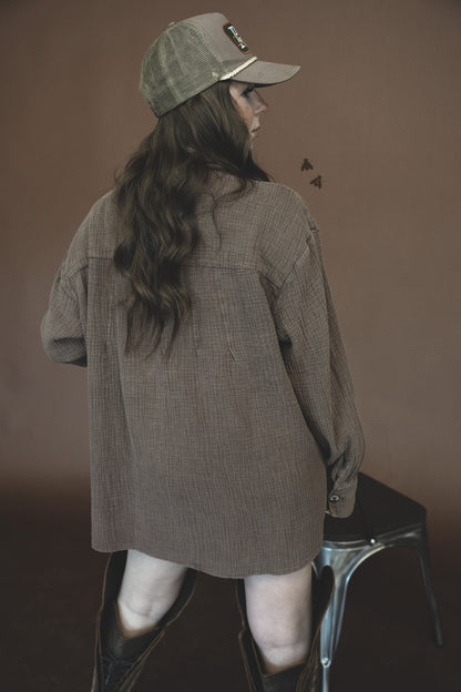 ACRES BUTTON UP *CHOC