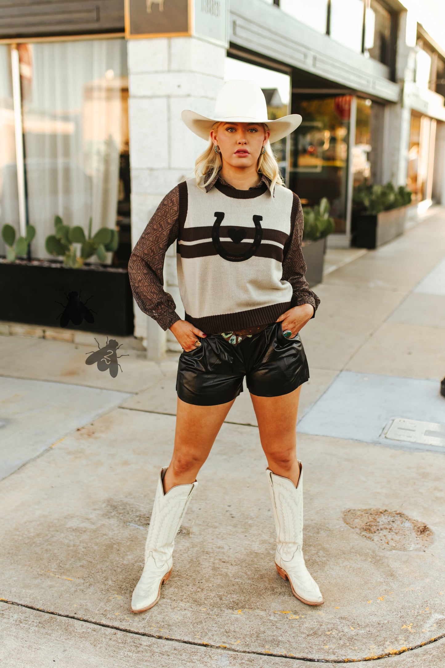 BESITO VEST *LUCKYLOVE