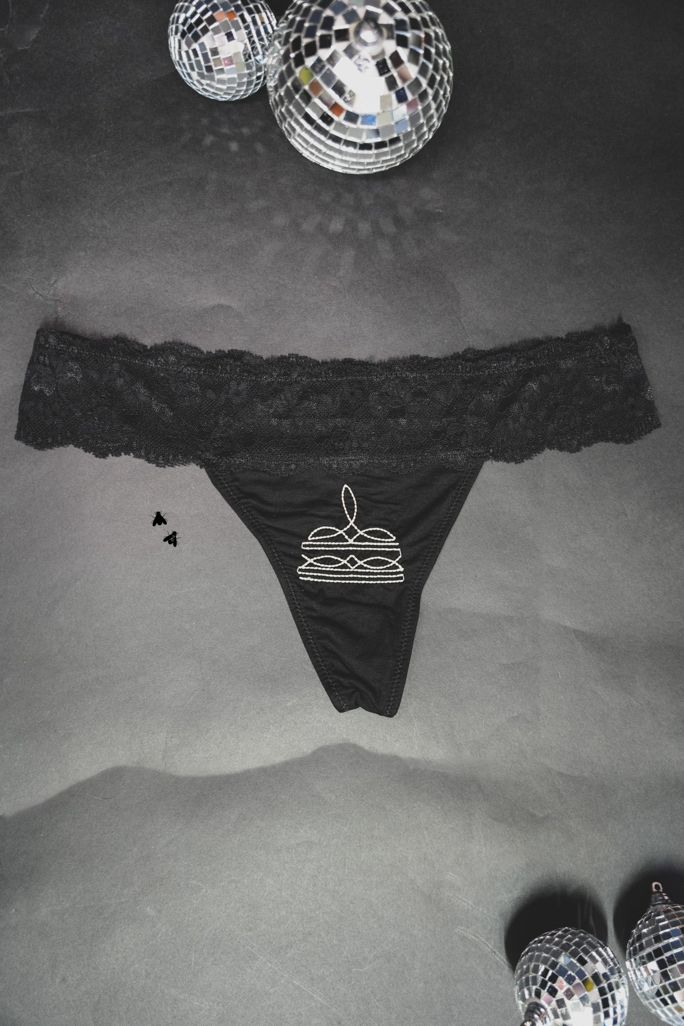 *** INV ISSUES -BARE NECESSITIES *BOOT STITCH