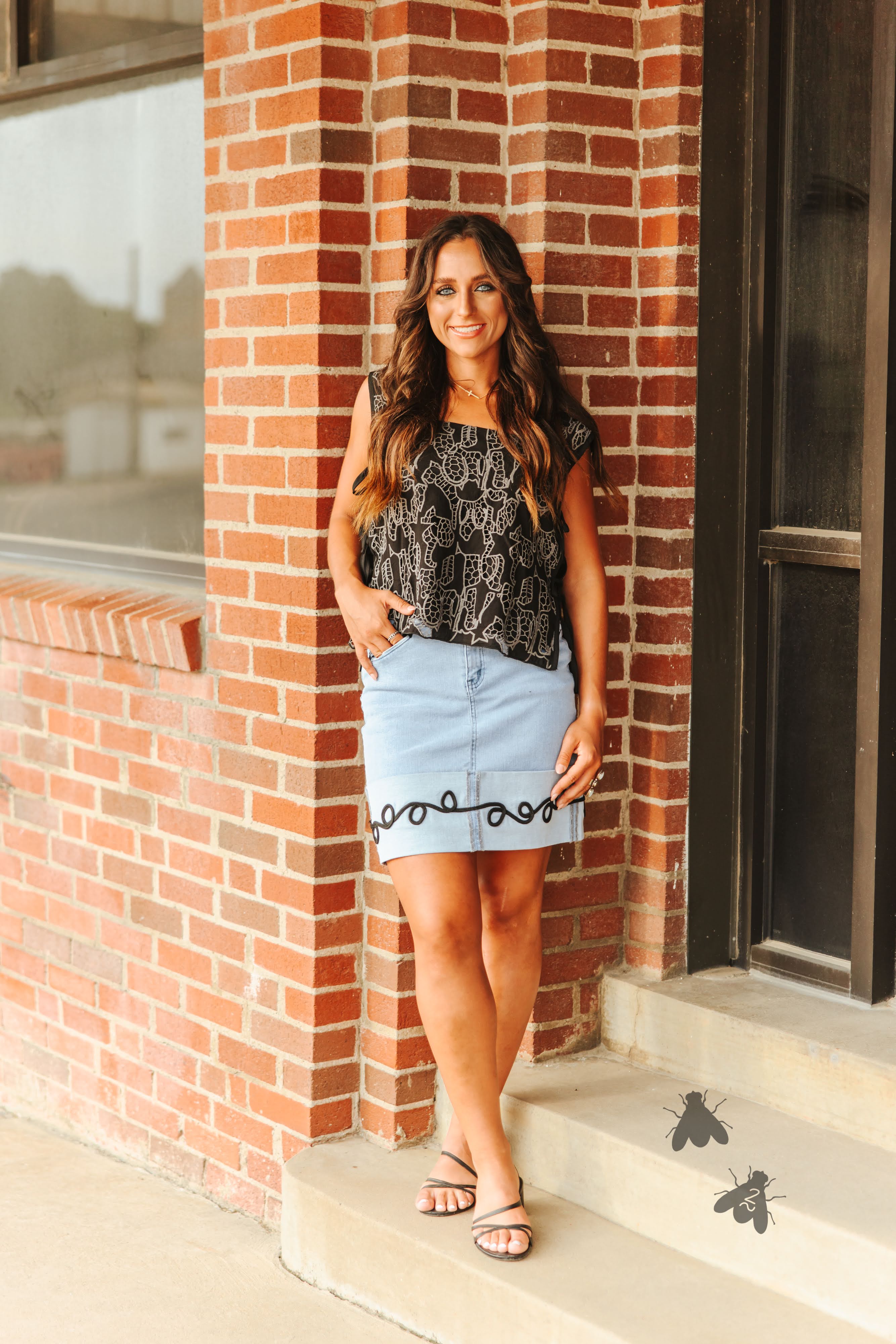 HOWDY HEMLINE
