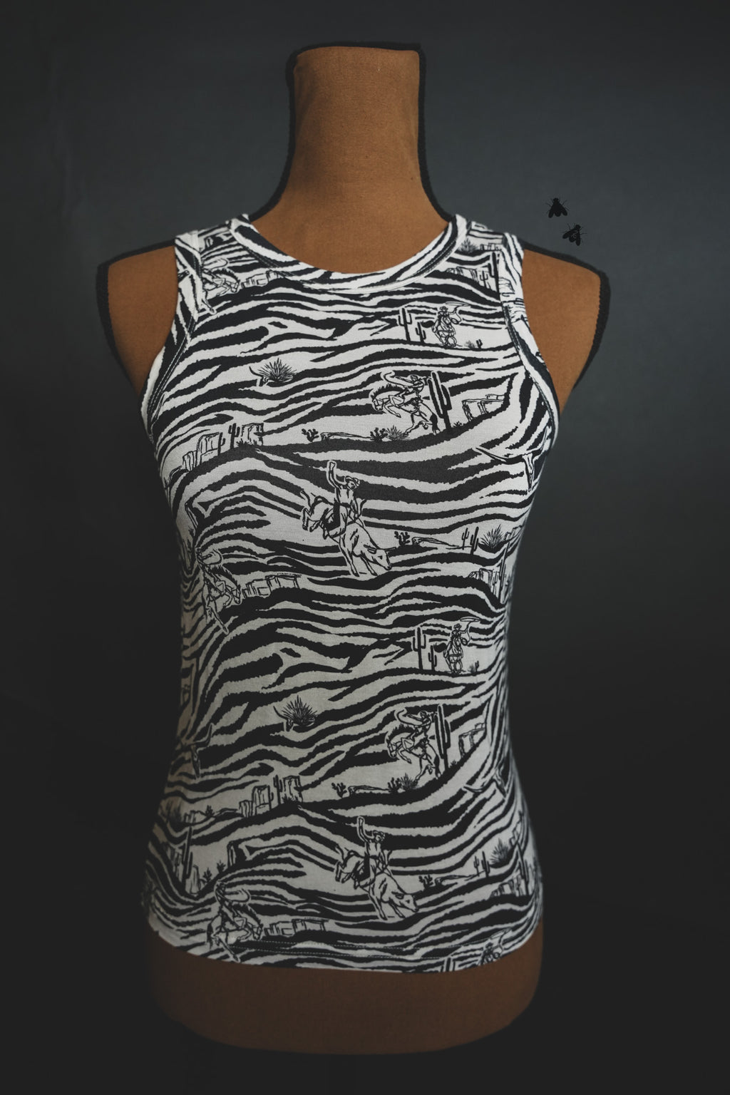$5!! - THE COWBOY ZOO TANK