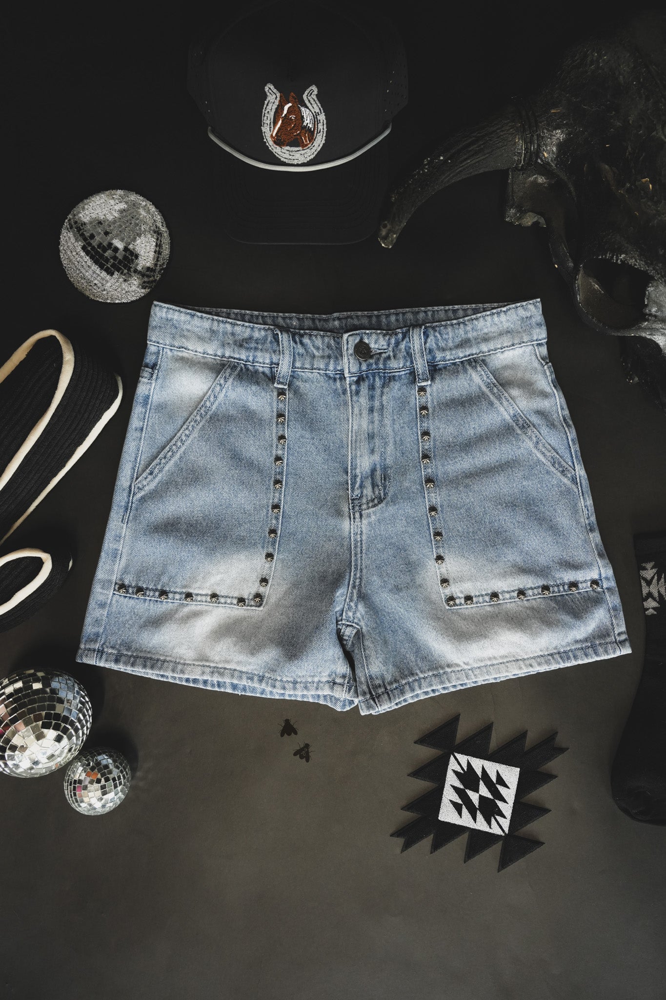 DENNY DANS [RESTOCK]