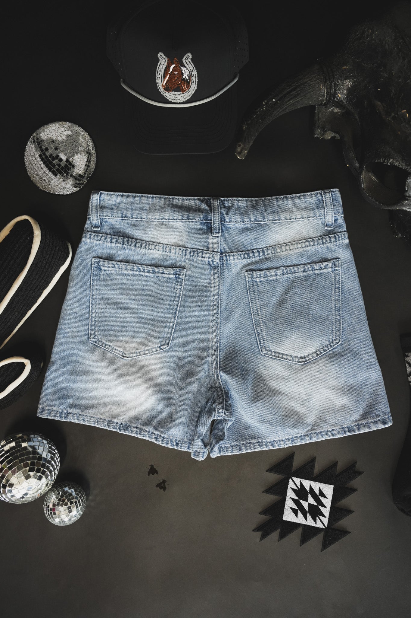 DENNY DANS [RESTOCK]