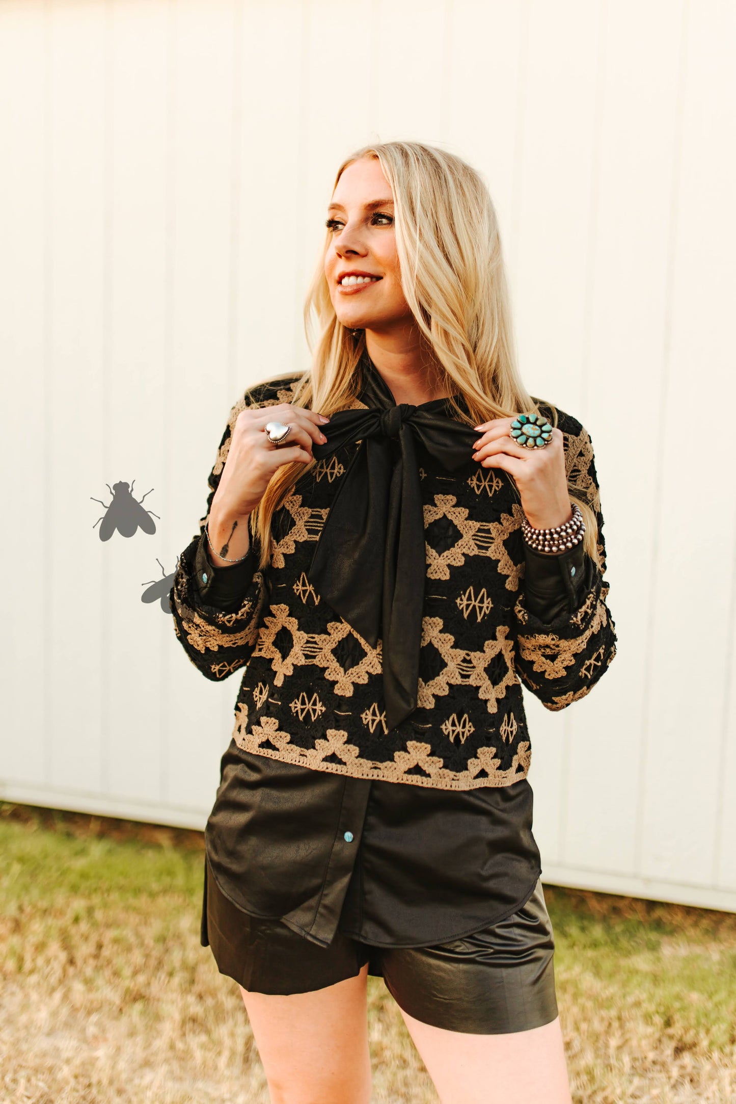 LEATHER OUTLAW *MIDNIGHT