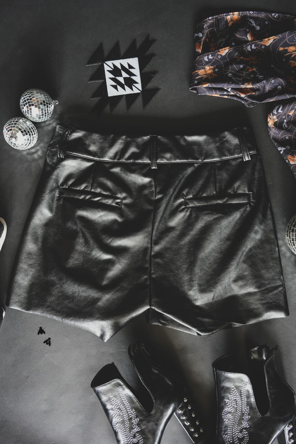 $5!! - JET BLACK SUMMA SHORTS
