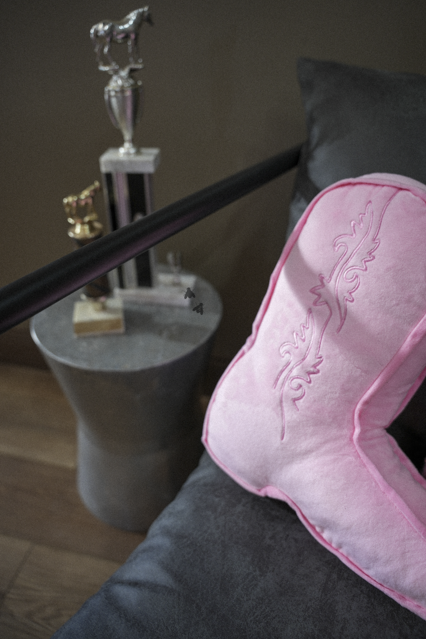 SNOOZY BOOT *PINKY PROMISE