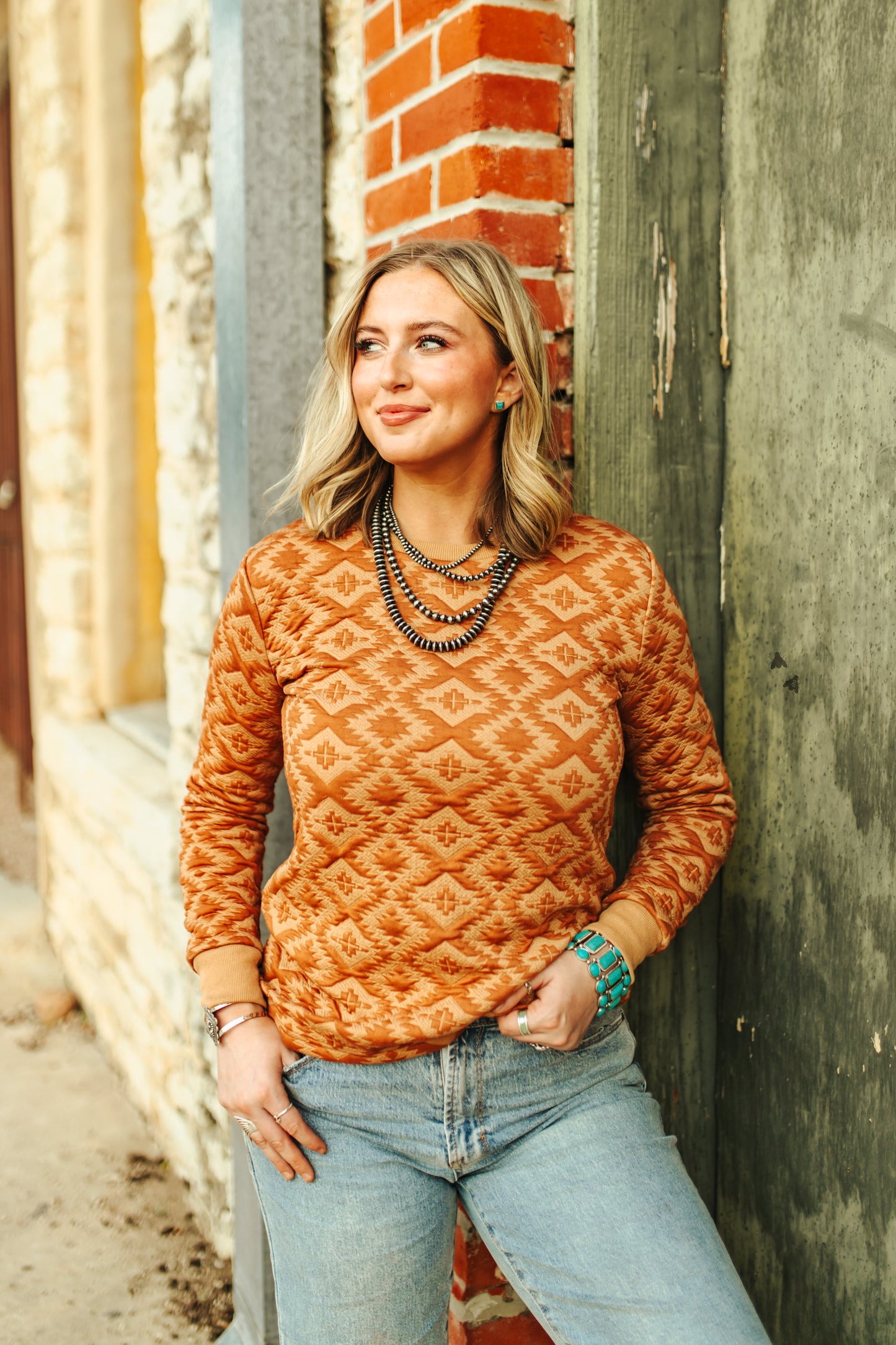 < $5 !  - COMFY CROSSFIRE TOP