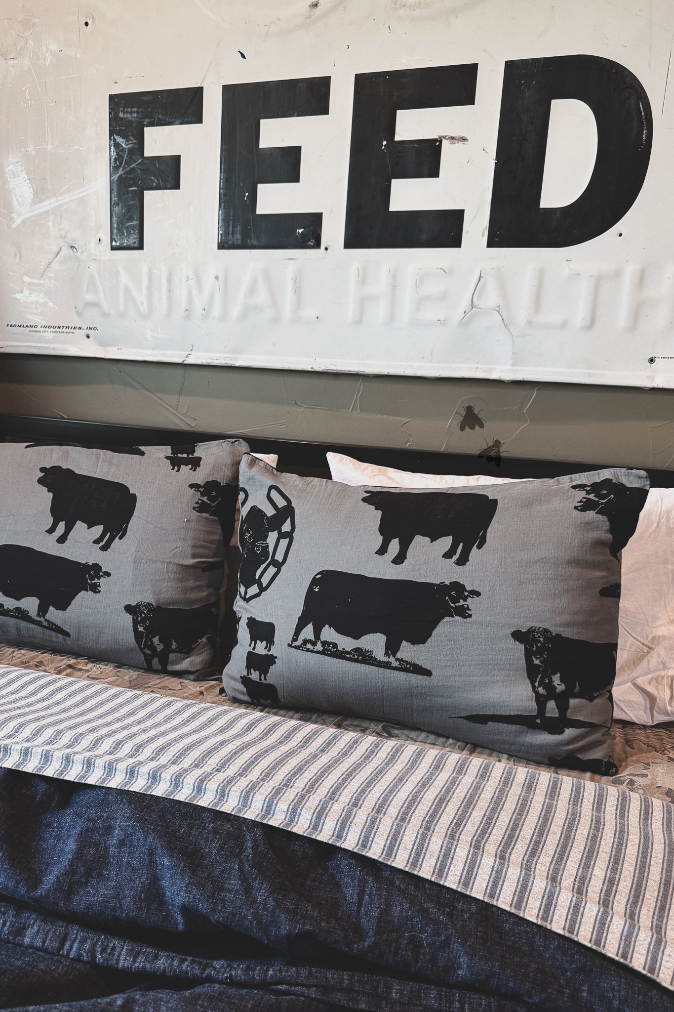 COUNTING CATTLE PILLOWCASE