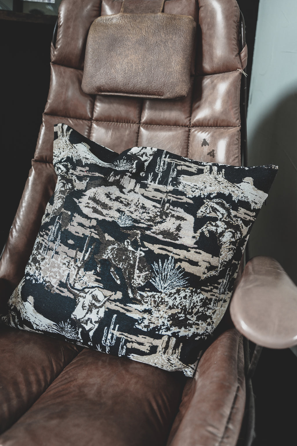 MESQUITE THROW PILLOW cover