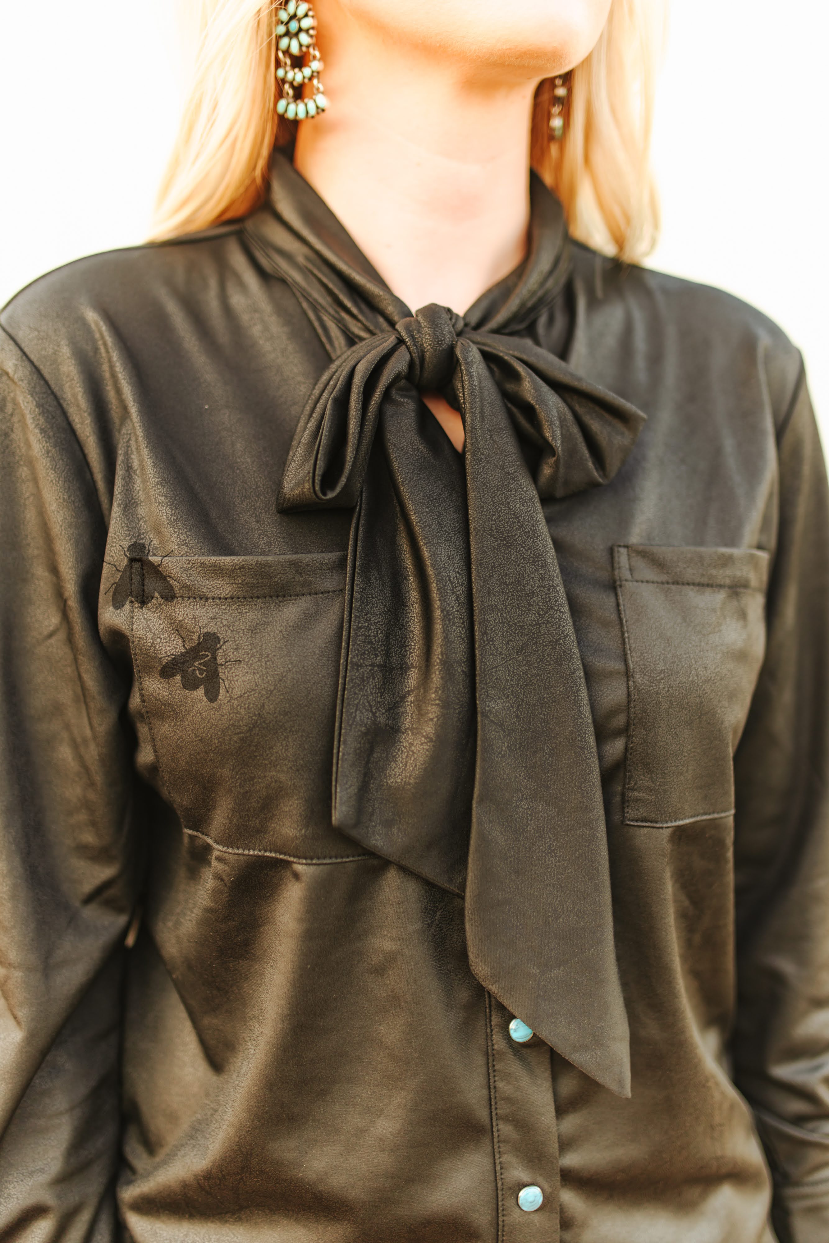 LEATHER OUTLAW *MIDNIGHT