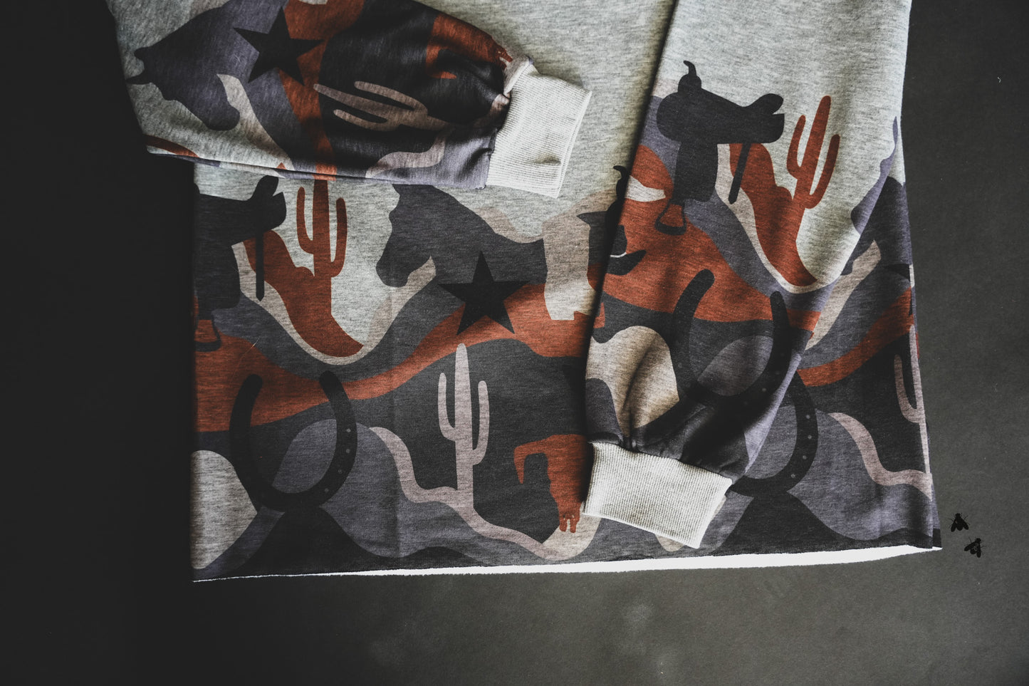 PONYRIDE PULLOVER