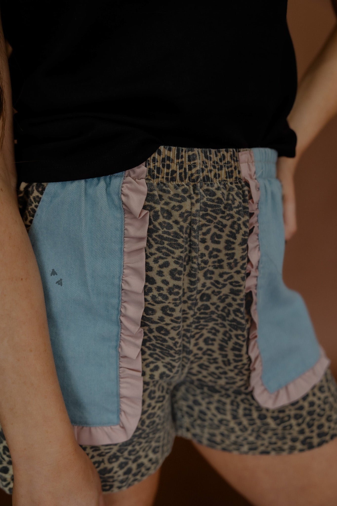 WITTY WILD SHORTS