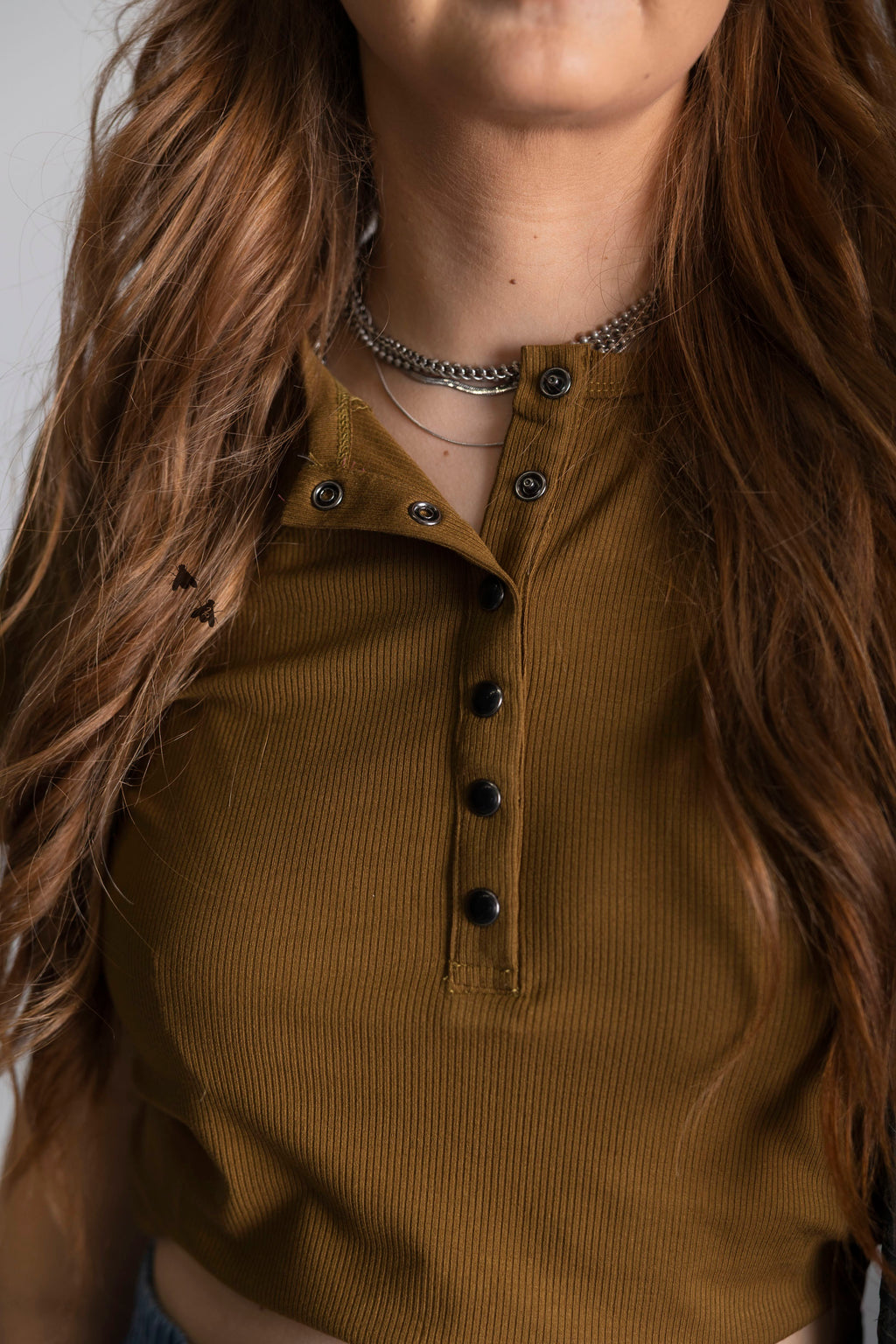 YOAKUM TEE *GOLDEN OLIVE